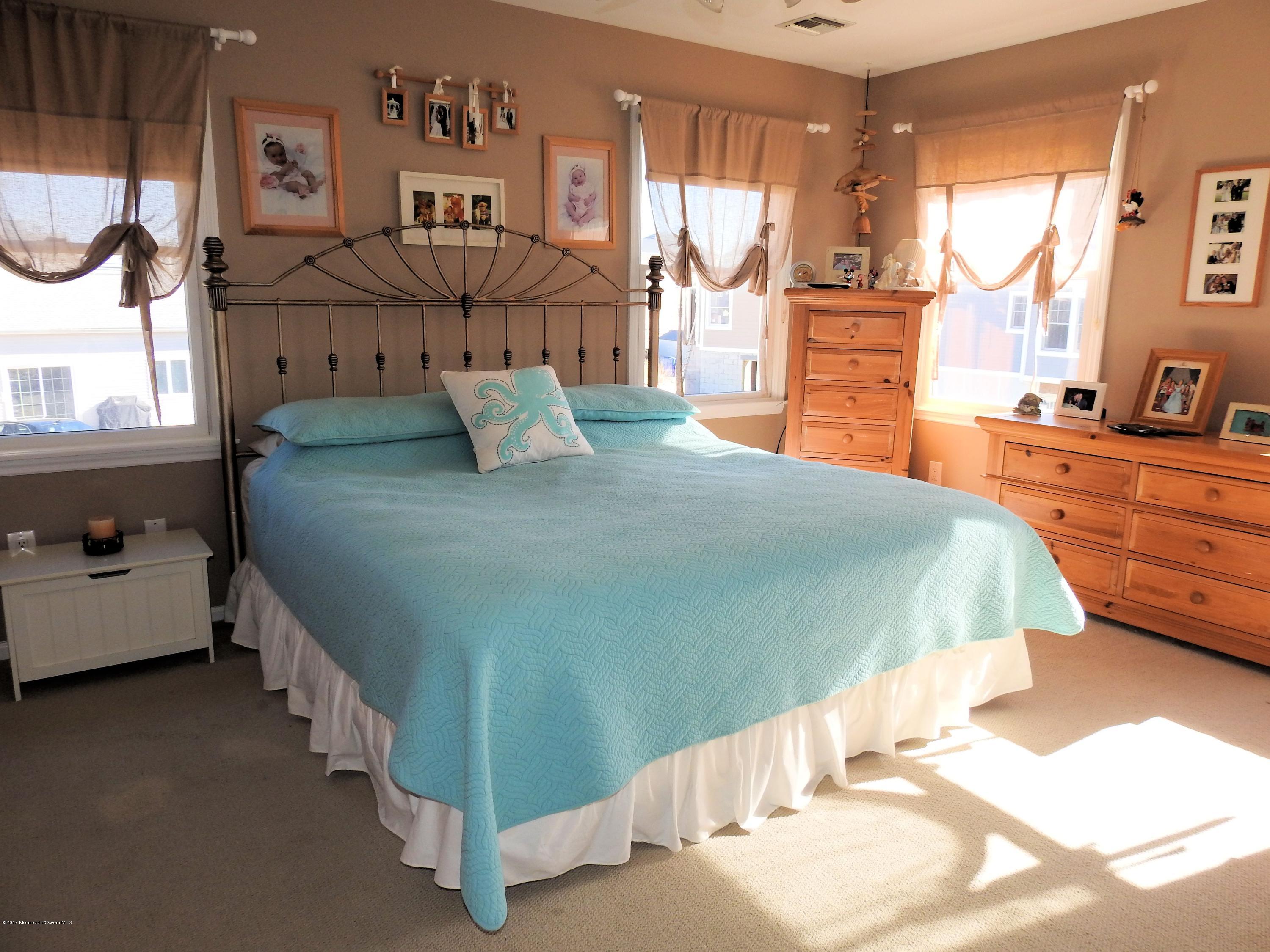 114 Bayberry Road Lavallette, NJ 08735 - Photo 13 of 23 mbr