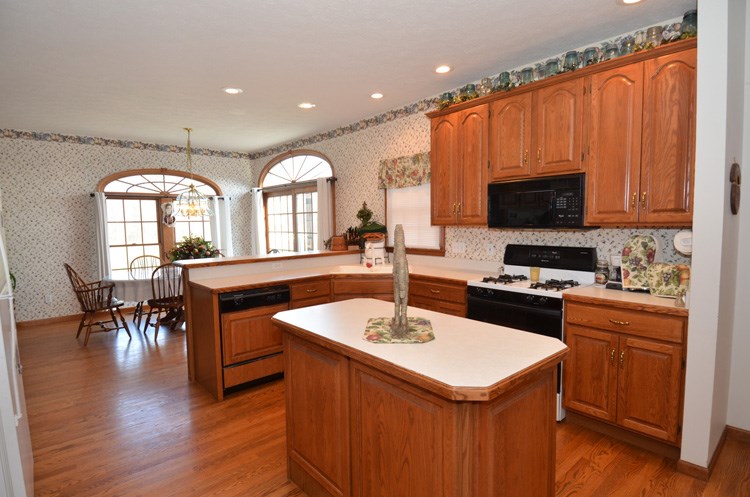 10741 Martindale Road Wakarusa, IN 46573 - Photo 4 of 30