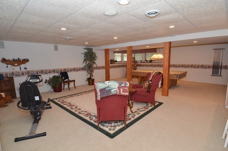 10741 Martindale Road Wakarusa, IN 46573 - Photo 5 of 30