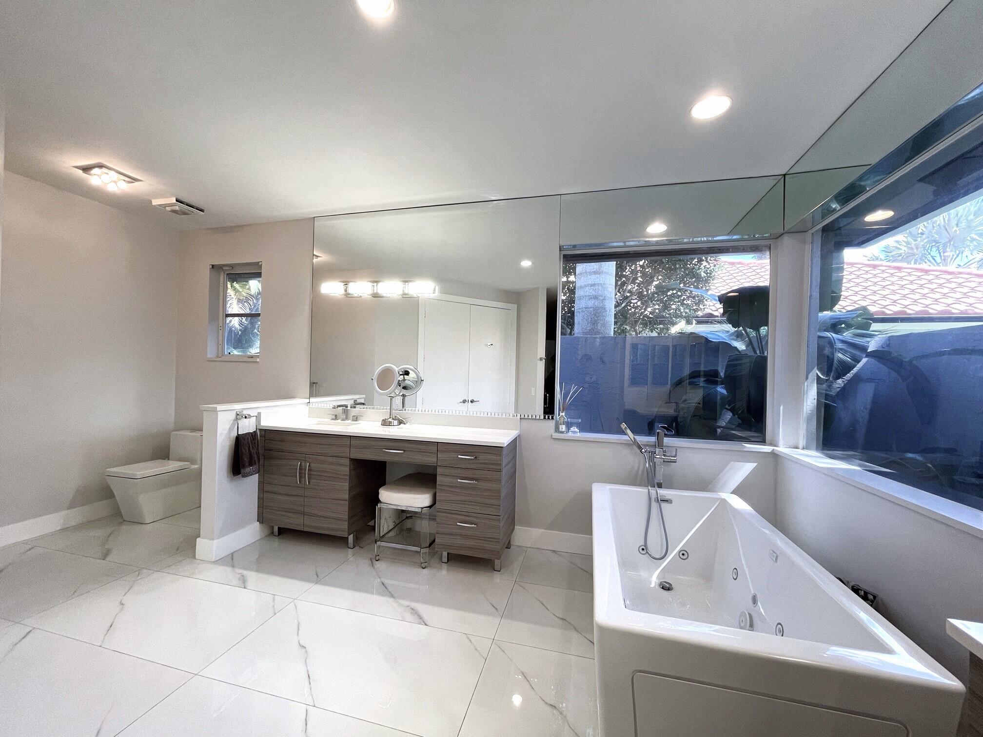 10575 Stonebridge Boulevard Boca Raton, FL 33498 - Photo 12 of 38 Master bath