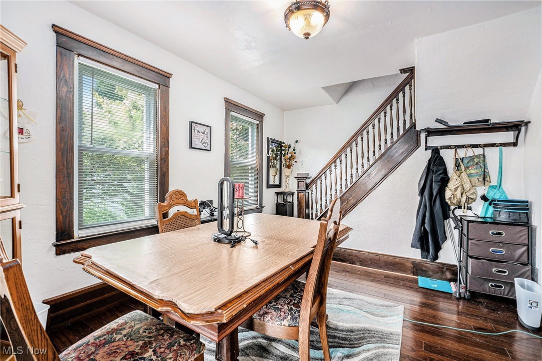 6123 Turney Road Cleveland, OH 44125 - Photo 5 of 20 Formal dining room