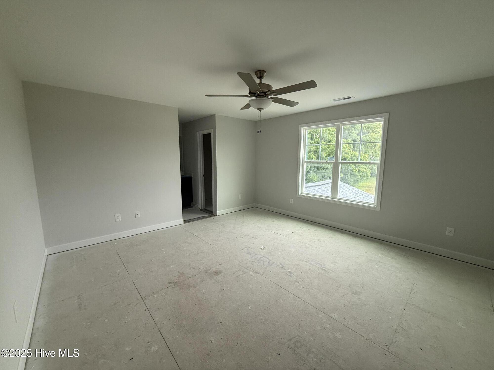 202 Tuskeegee Drive Smithfield, NC 27577 - Photo 12 of 16 05.26.25 12