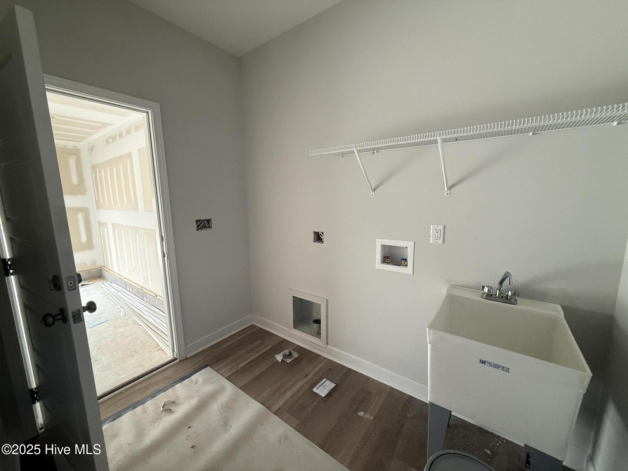 202 Tuskeegee Drive Smithfield, NC 27577 - Photo 6 of 16 05.26.25 6