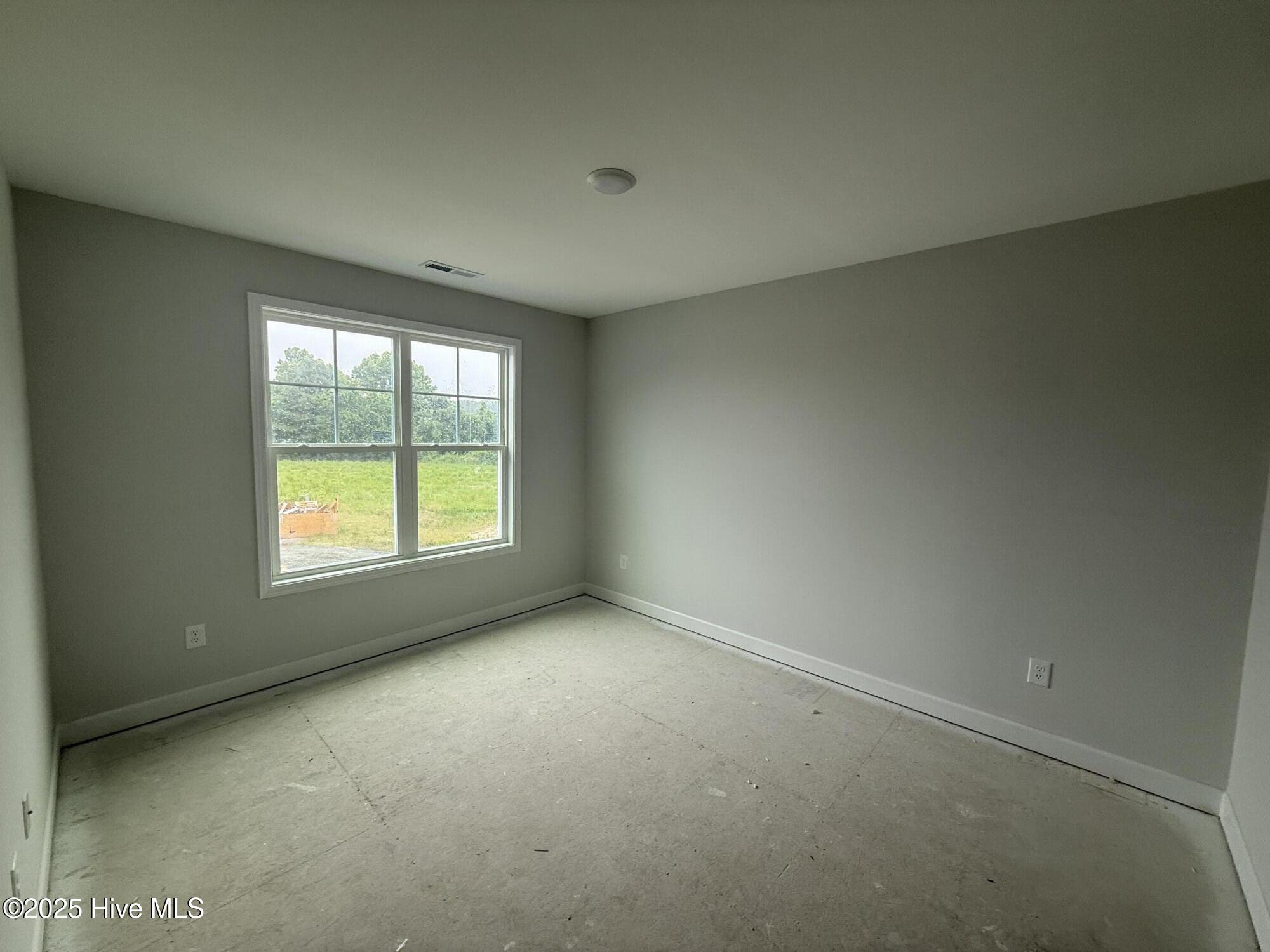 202 Tuskeegee Drive Smithfield, NC 27577 - Photo 10 of 16 05.26.25 10