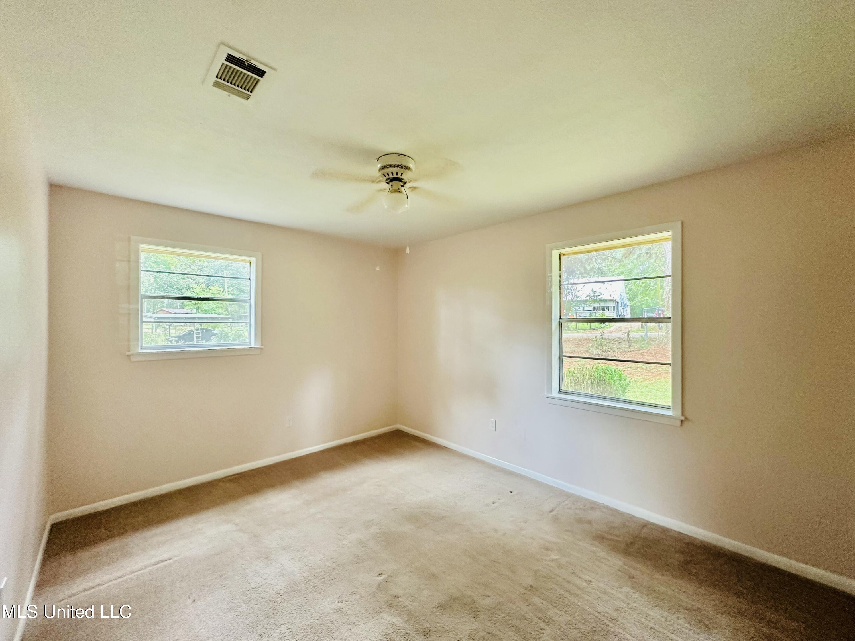 1871 Turtle Road Byram, MS 39272 - Photo 10 of 16 Room 2