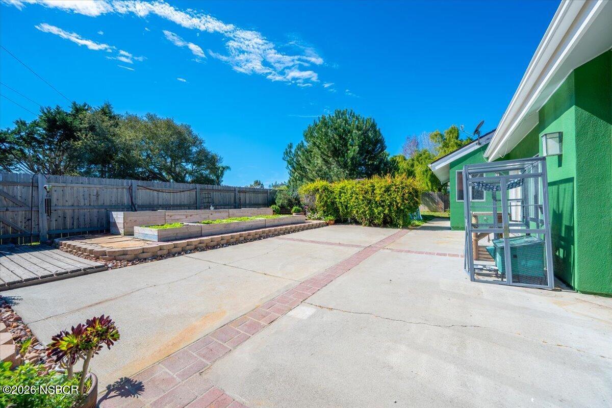 892 Onstott Road Lompoc, CA 93436 - Photo 29 of 40 a view of a house with a patio