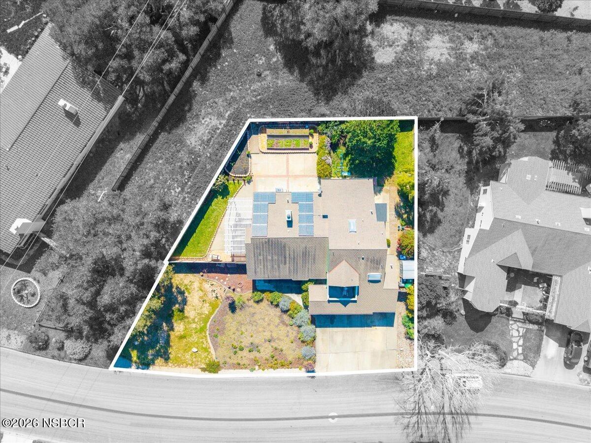 892 Onstott Road Lompoc, CA 93436 - Photo 38 of 40 a view of swimming pool with sitting area