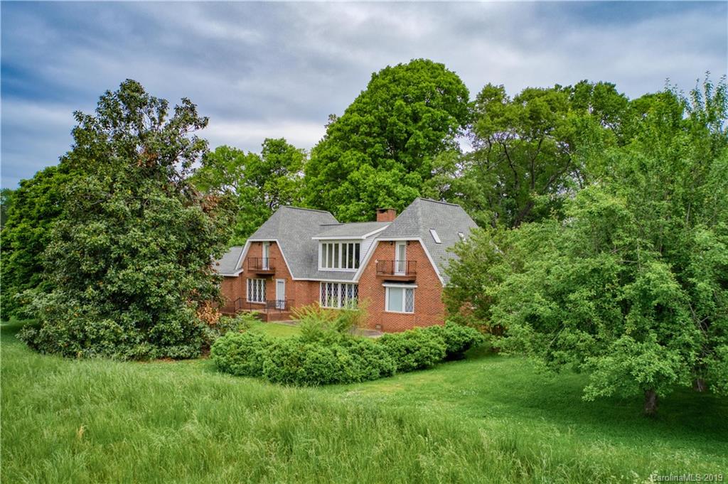 315 Floyd Blackwell Road Tryon, NC 28782 - Photo 1 of 16