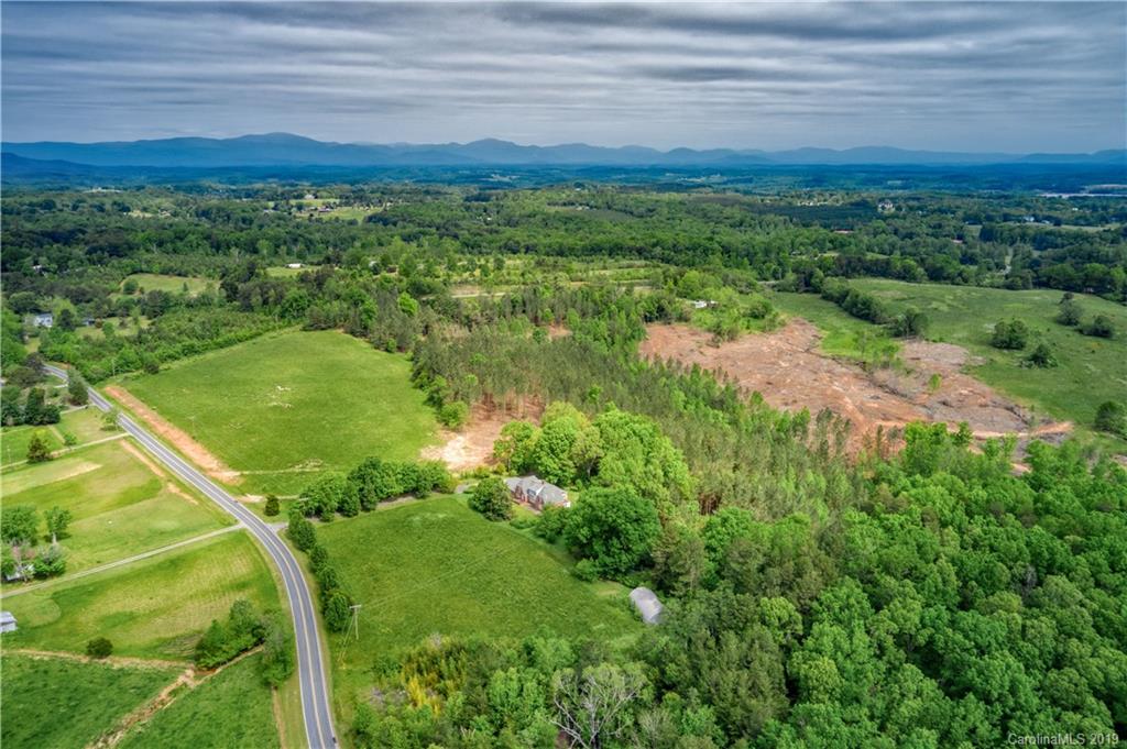 315 Floyd Blackwell Road Tryon, NC 28782 - Photo 2 of 16