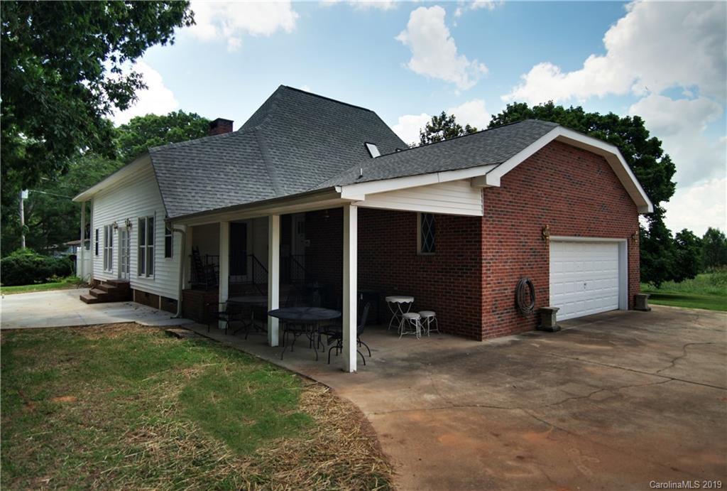315 Floyd Blackwell Road Tryon, NC 28782 - Photo 14 of 16
