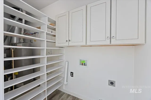 $379,000 | 130 East Ave B, Jerome, ID 83338