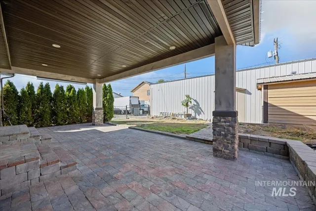 $379,000 | 130 East Ave B, Jerome, ID 83338