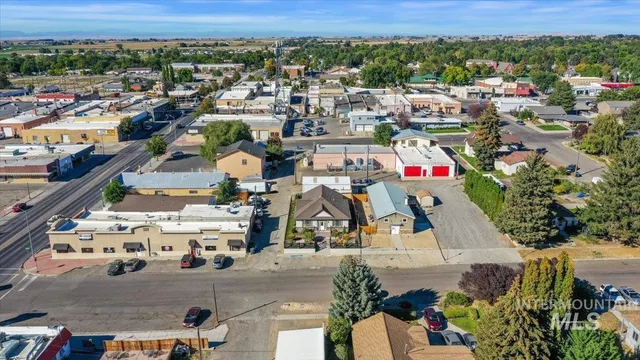 $379,000 | 130 East Ave B, Jerome, ID 83338