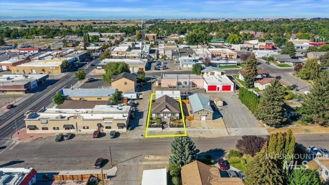 $379,000 | 130 East Ave B, Jerome, ID 83338