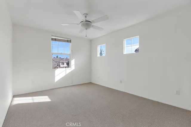 a view of empty room with window