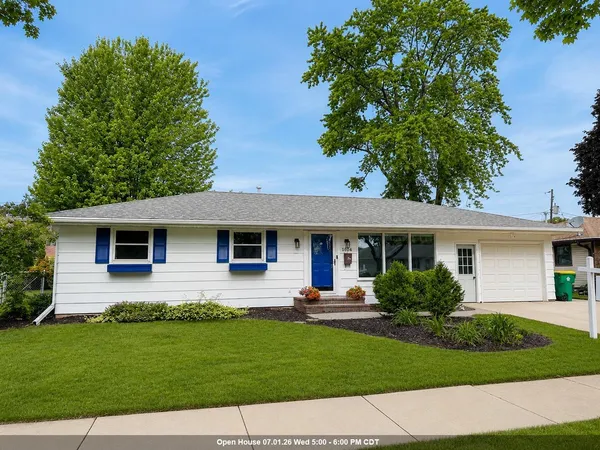 $319,900 | 1604 Walls Street, Green Bay, WI 54304