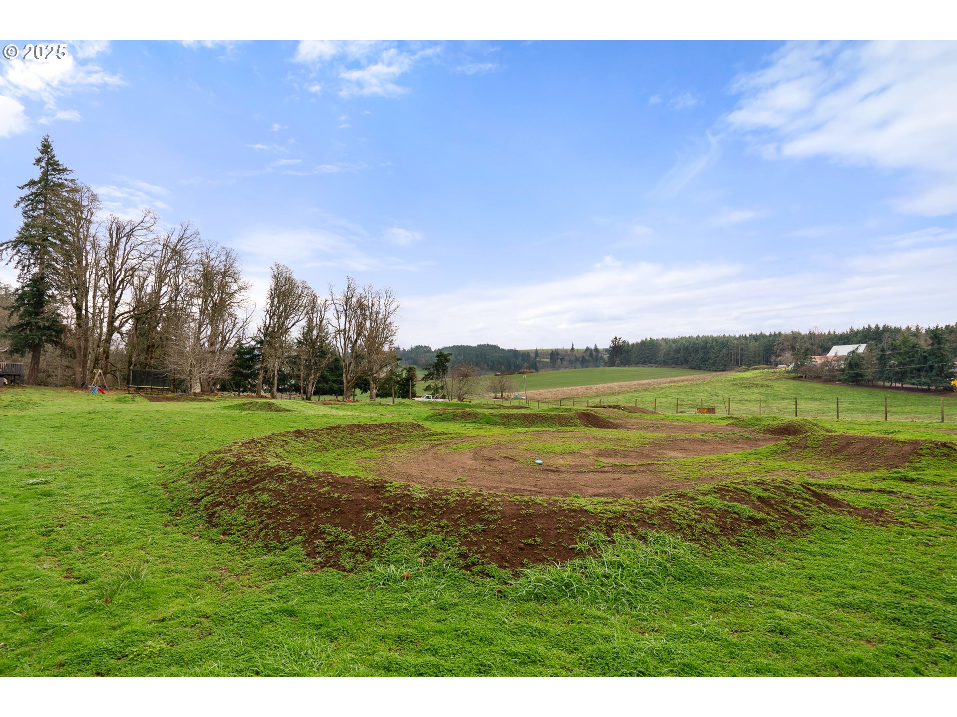 6020 Valley View Road Northeast Silverton, OR 97381 - Photo 43 of 45
