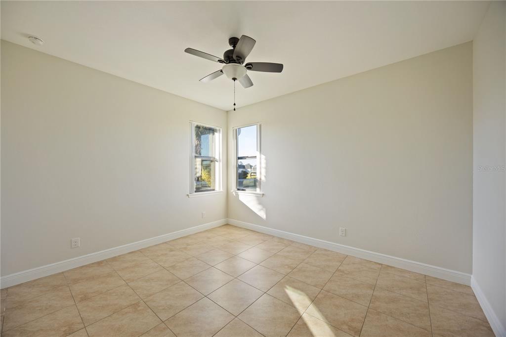 107 Medalist Road Rotonda West, FL 33947 - Photo 21 of 36