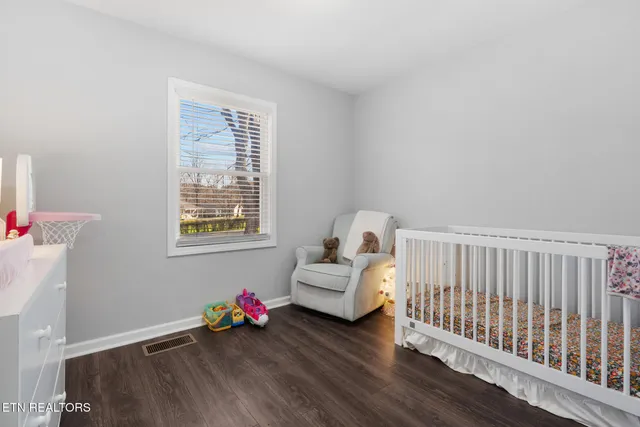 $275,000 | 319 Meadowview Drive, Harriman, TN 37748