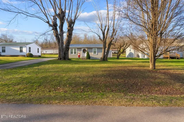$275,000 | 319 Meadowview Drive, Harriman, TN 37748