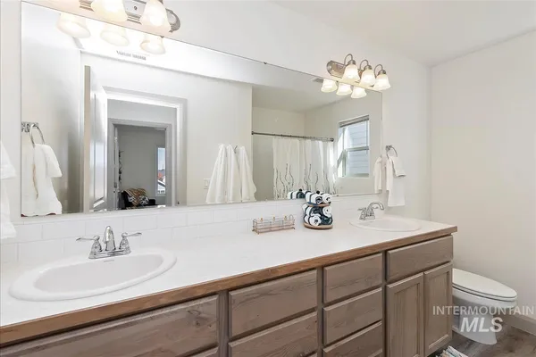 $650,000 | 5932 West Quintale Drive, Meridian, ID 83646
