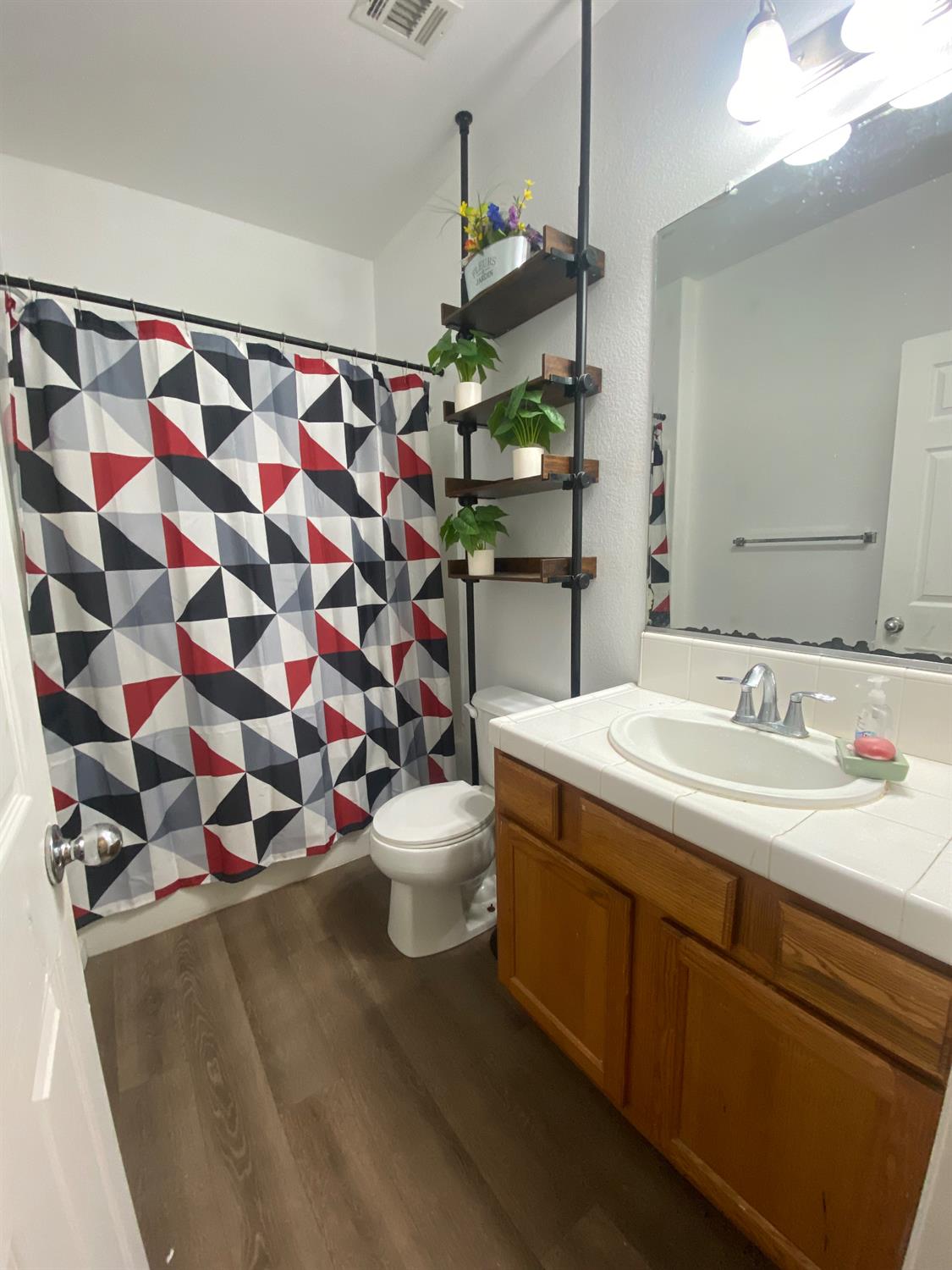 2244 North Thompson Avenue Reedley, CA 93654 - Photo 13 of 31