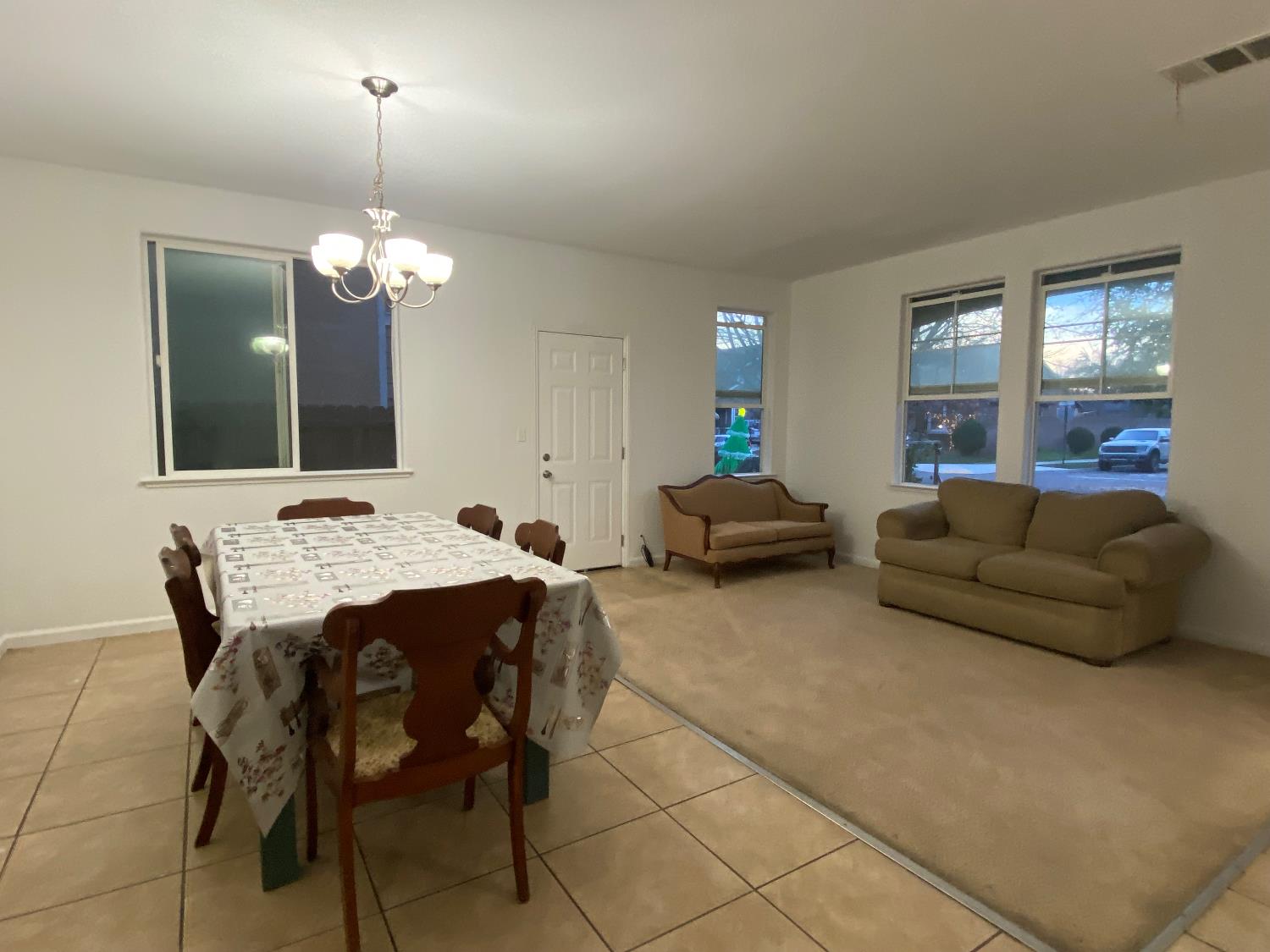 2244 North Thompson Avenue Reedley, CA 93654 - Photo 5 of 31