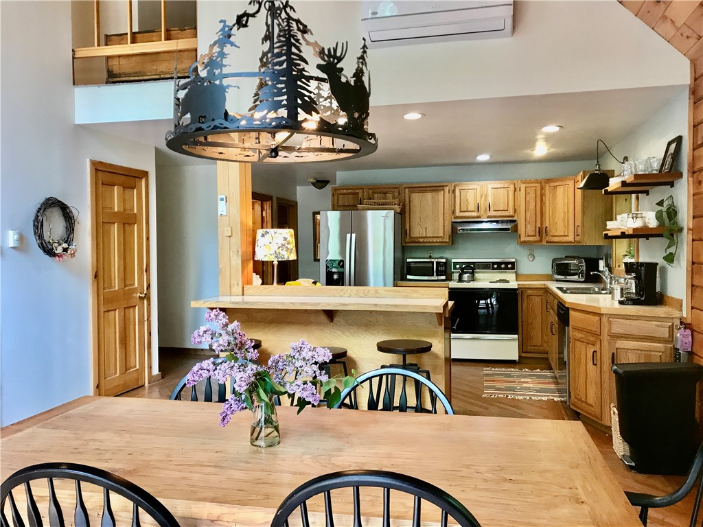 207 Pheasant Run Road Middlefield, NY 13326 - Photo 15 of 37