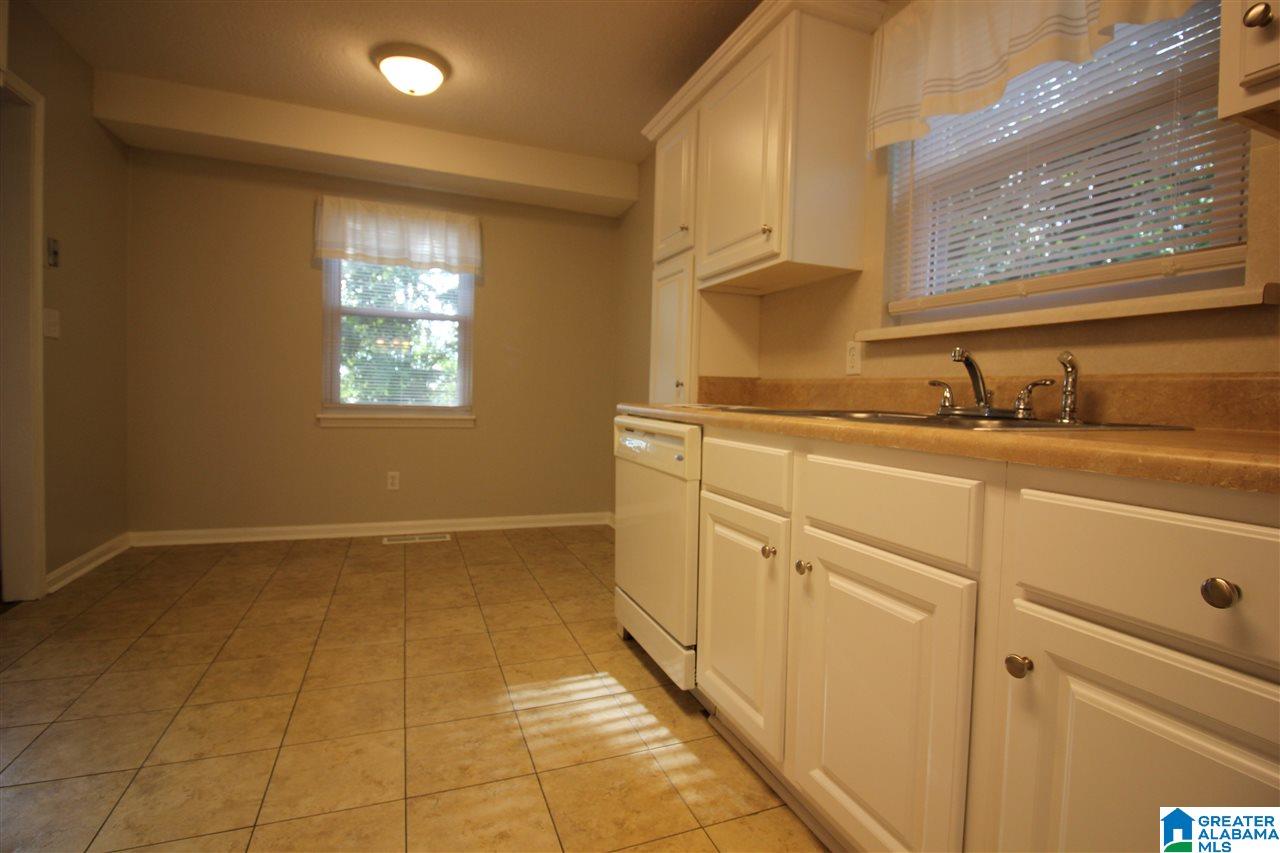 1007 Navajo Trail Alabaster, AL 35007 - Photo 9 of 36