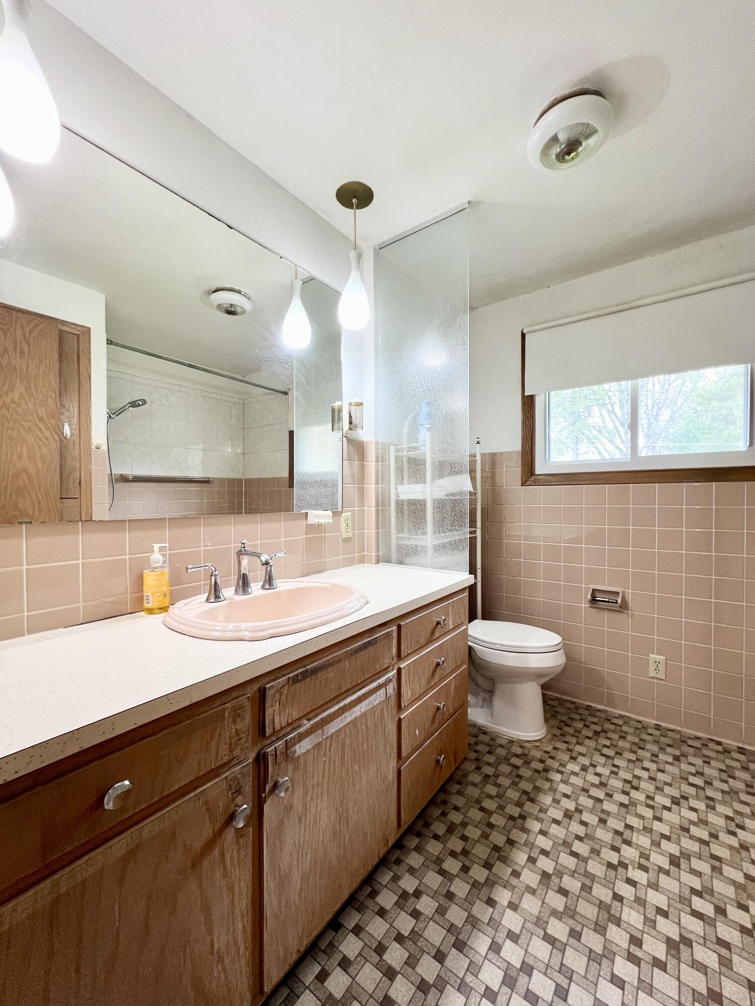 3205 North 10th Street Sheboygan, WI 53083 - Photo 29 of 51 6D889594-9373-4DC9-95E3-F0C0694AADBA_1_2