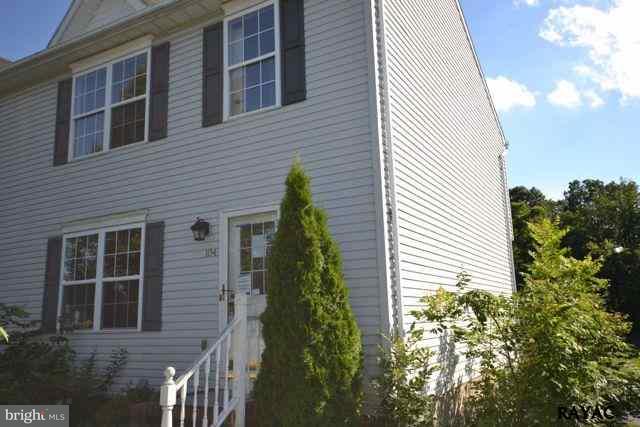 104 Ruel Avenue Hanover, PA 17331 - Photo 2 of 11 a backyard of a house