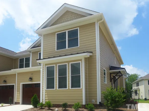 $2,595 | 112 Bella Drive, Chapel Hill, NC 27516