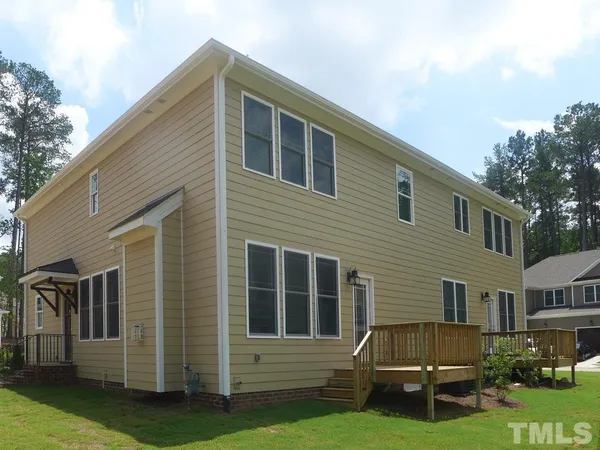 $2,595 | 112 Bella Drive, Chapel Hill, NC 27516