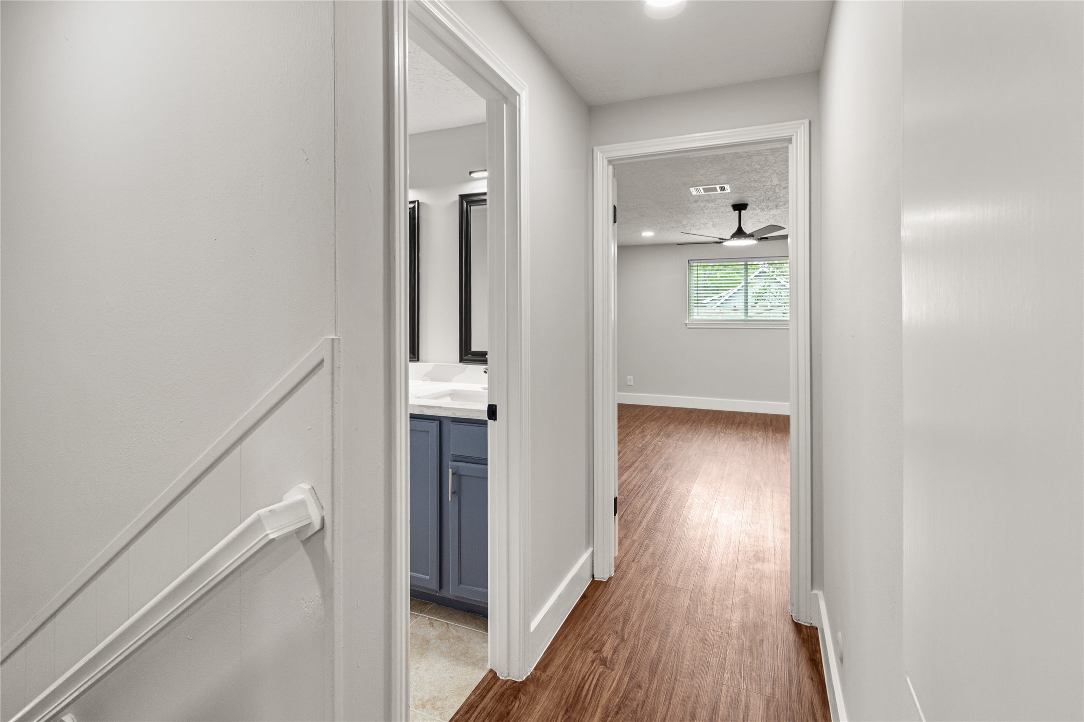 9639 Springview Lane Houston, TX 77080 - Photo 17 of 28