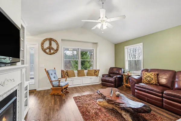 $443,000 | 1938 Lincoln Road, Allegan, MI 49010