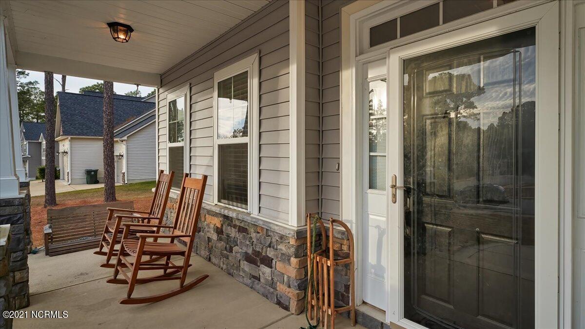 626 Longleaf Road Aberdeen, NC 28315 - Photo 3 of 44 Porch