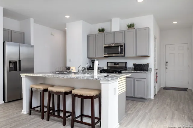 $1,865 | 5855 Hematite Rim, San Antonio, TX 78222