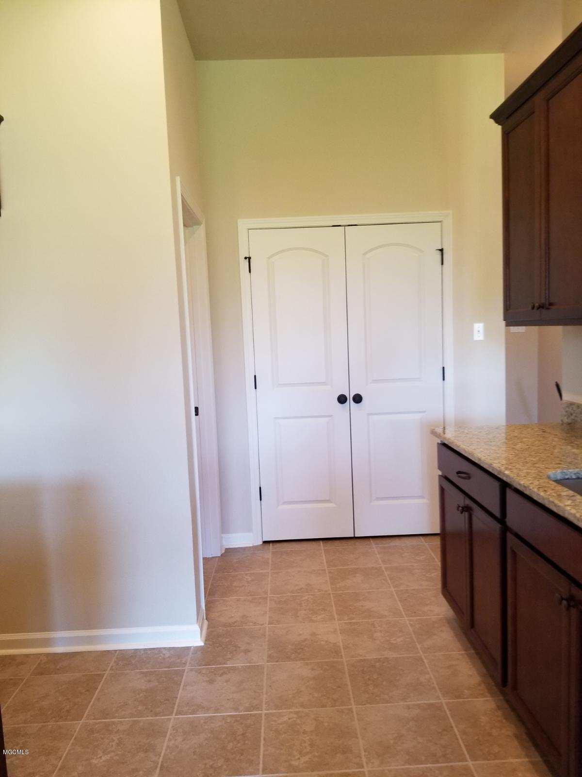 14480 North Swan Road Gulfport, MS 39503 - Photo 11 of 26 IMG_0472