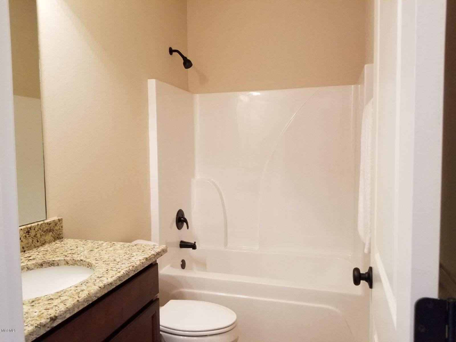 14480 North Swan Road Gulfport, MS 39503 - Photo 21 of 26 IMG_0523
