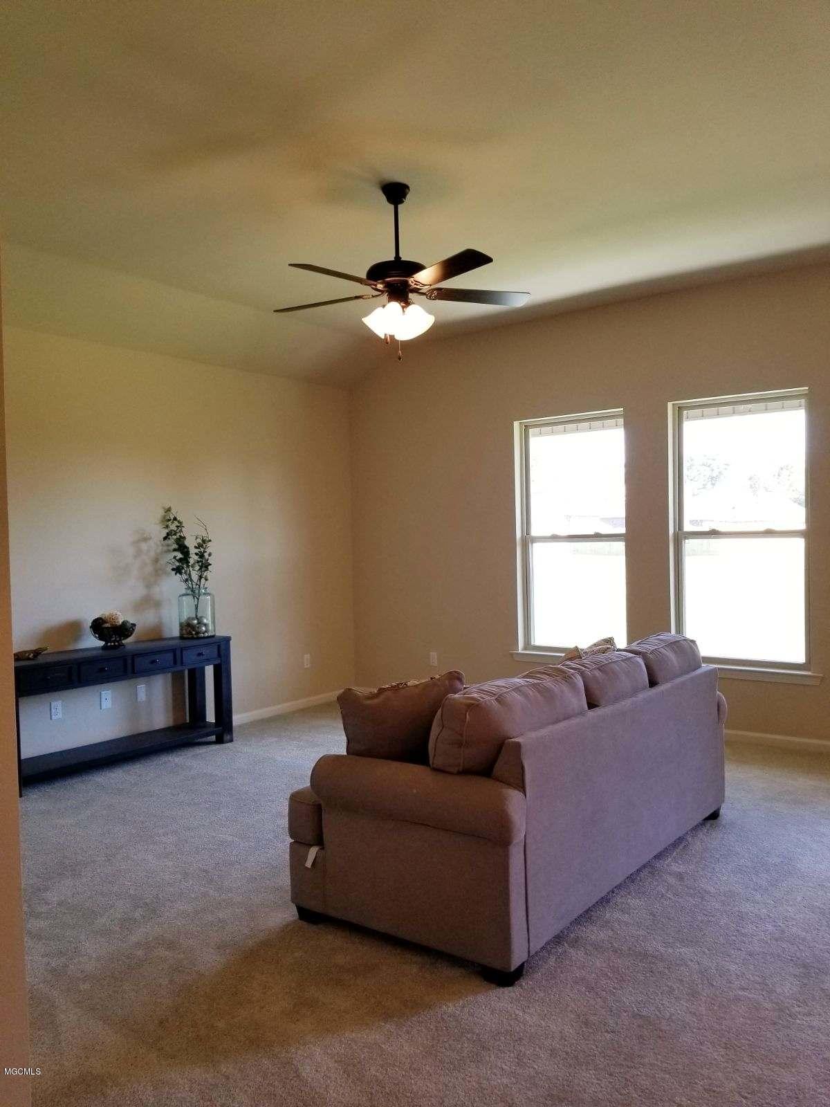 14480 North Swan Road Gulfport, MS 39503 - Photo 9 of 26 IMG_0482