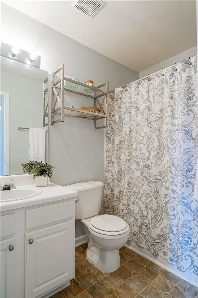 Full Bath