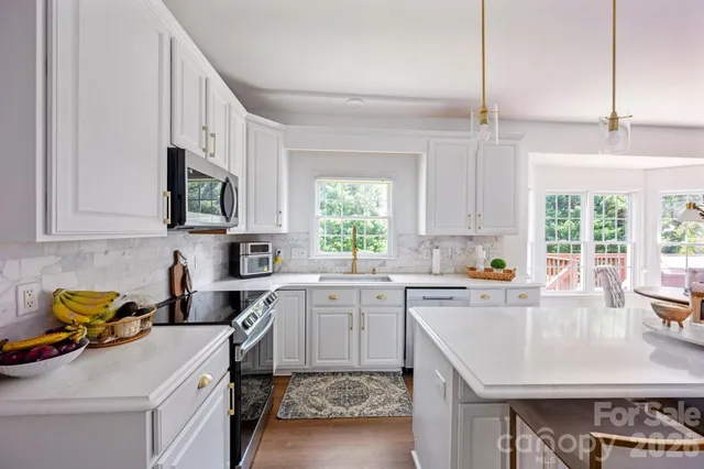 $550,000 | 5005 Chestnut Knoll Lane, Charlotte, NC 28269