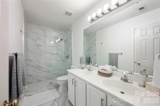 $550,000 | 5005 Chestnut Knoll Lane, Charlotte, NC 28269