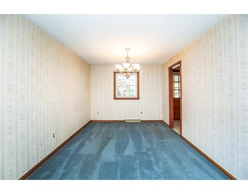 45 Track Road Reading, MA 01867 - Photo 8 of 24 Gallery Image 8