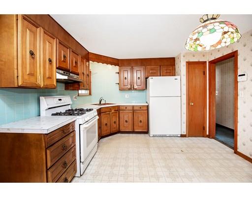 45 Track Road Reading, MA 01867 - Photo 10 of 24 Gallery Image 10