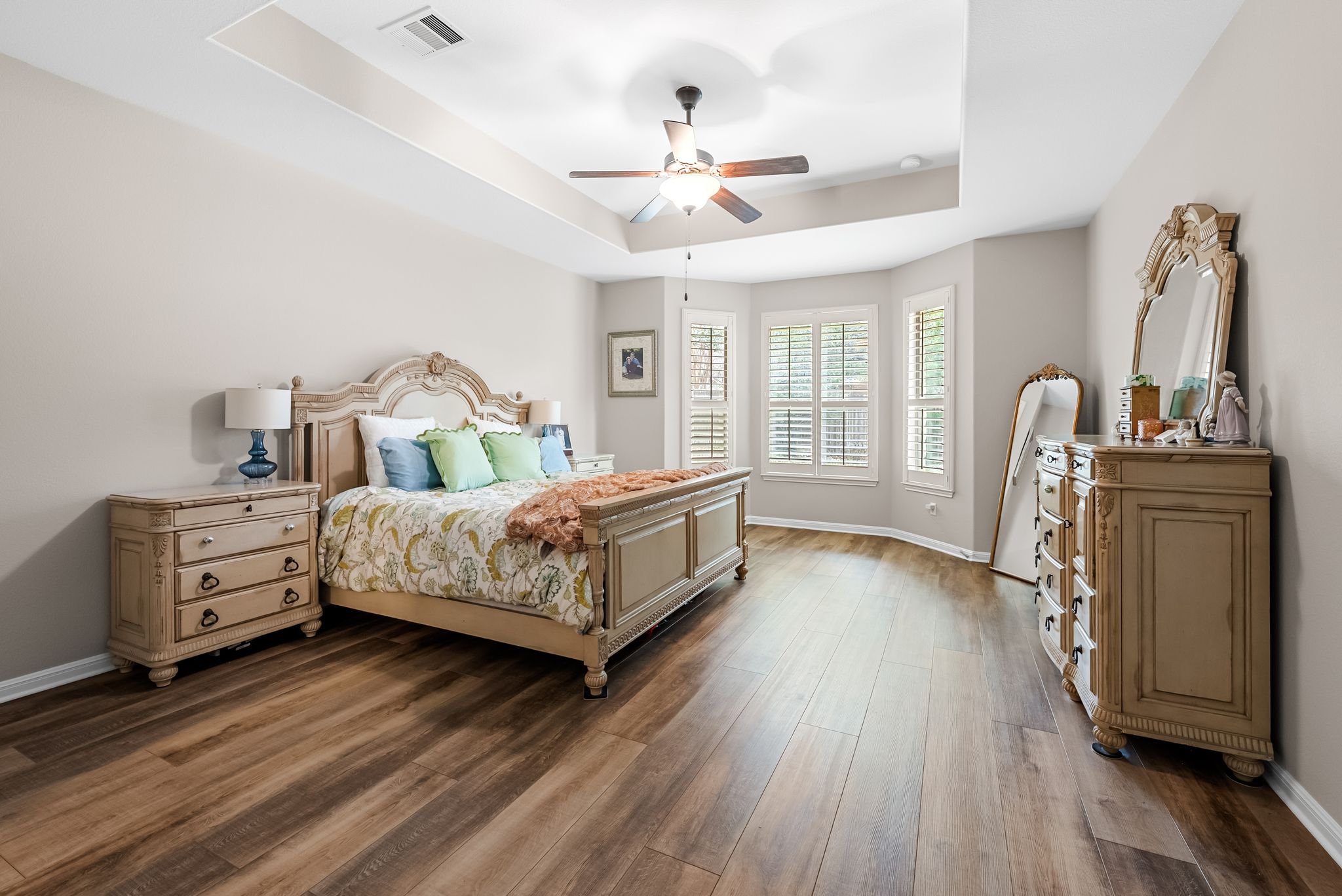 12001 Montclair Bend Austin, TX 78732 - Photo 15 of 37