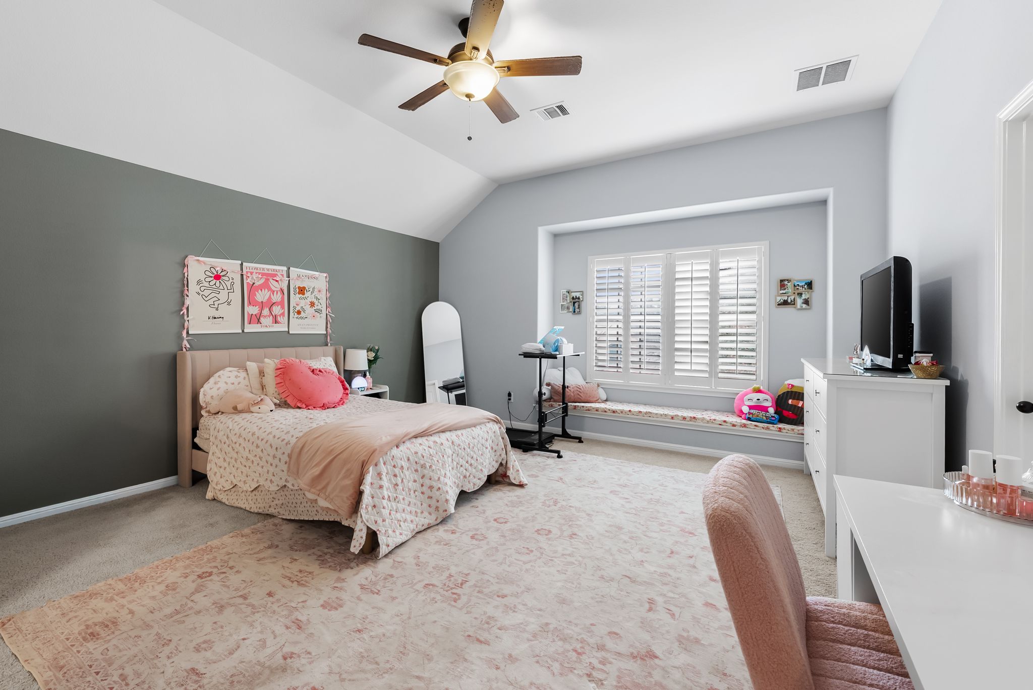 12001 Montclair Bend Austin, TX 78732 - Photo 25 of 37 2 of 4 upstairs bedrooms.