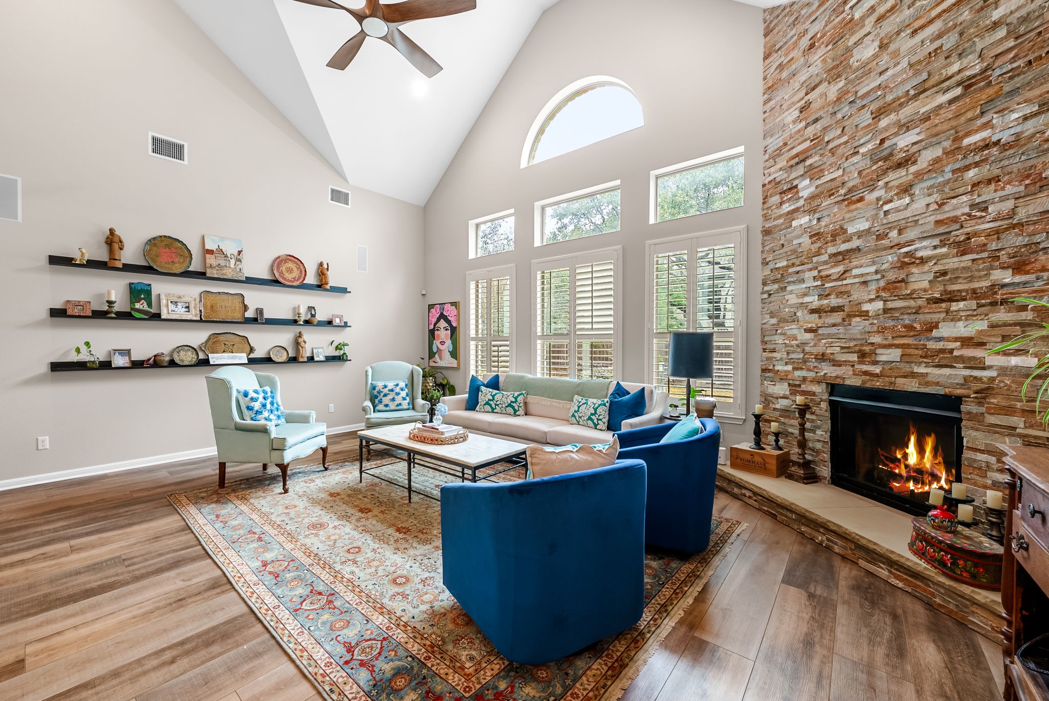 12001 Montclair Bend Austin, TX 78732 - Photo 9 of 37