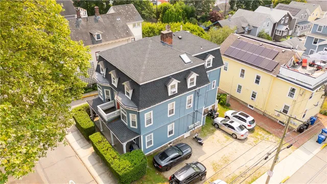 $3,000 | 501 Spring Street, Unit 1, Newport, RI 02840