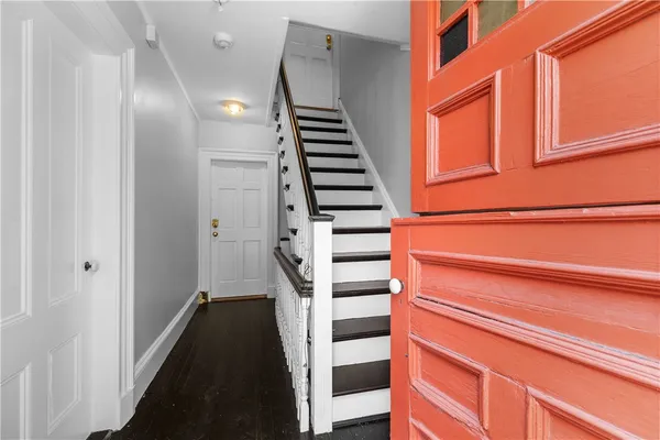 $2,800 | 501 Spring Street, Unit 1, Newport, RI 02840